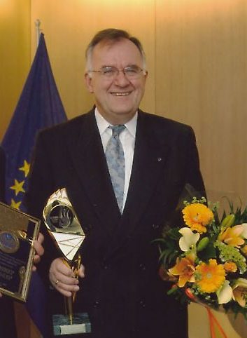 shvimmer1-800x527